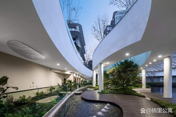 成都疊拼宅院 基準(zhǔn)方中筆下的垂直院落與景觀敘事